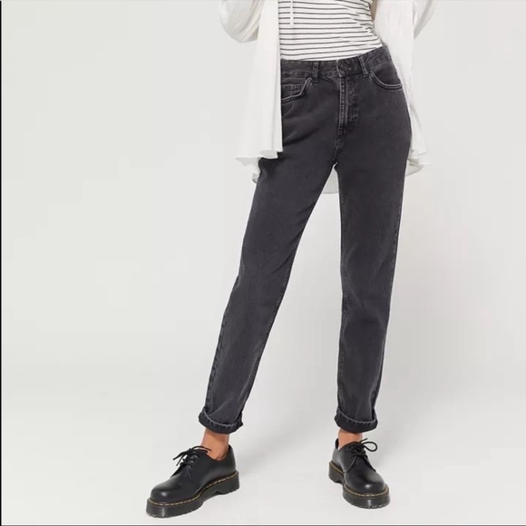 Urban Outfitters Denim - URBAN OUTFITTERS BDG Mom High Rise Jeans black grey size 29 high waist womens
